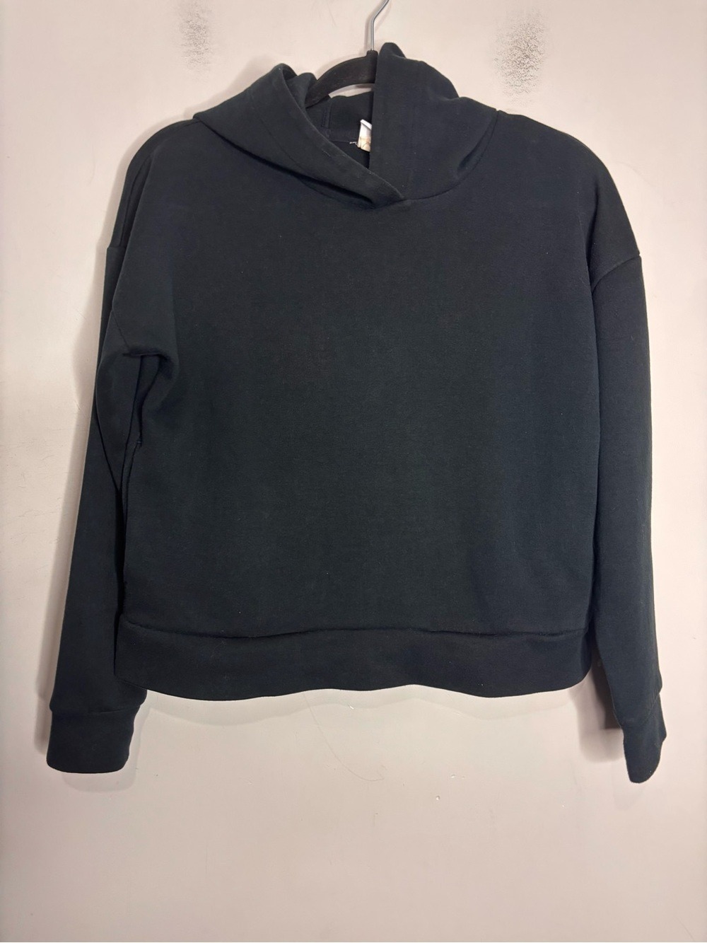 Lolë Banff Constance Black Hoodie with Pockets, size XS - Picture 2 of 12
